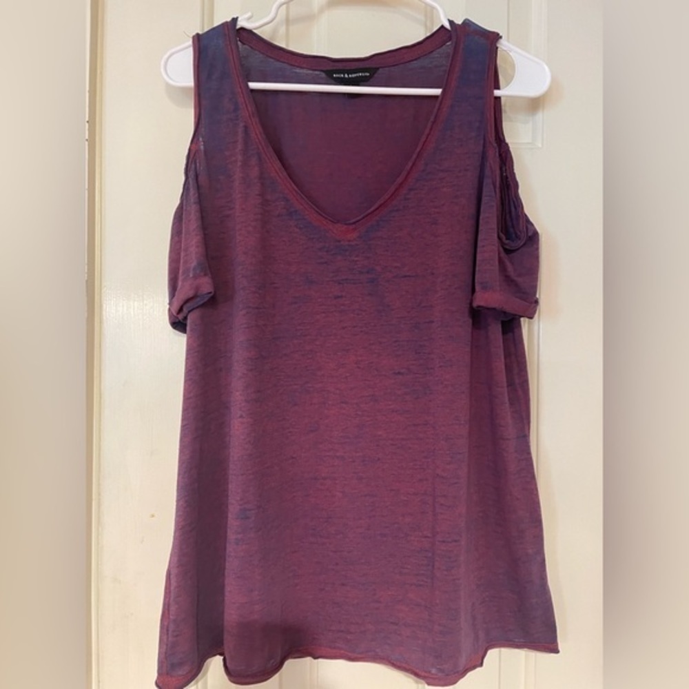Cold-Shoulder V-Neck Tank Top - Plum